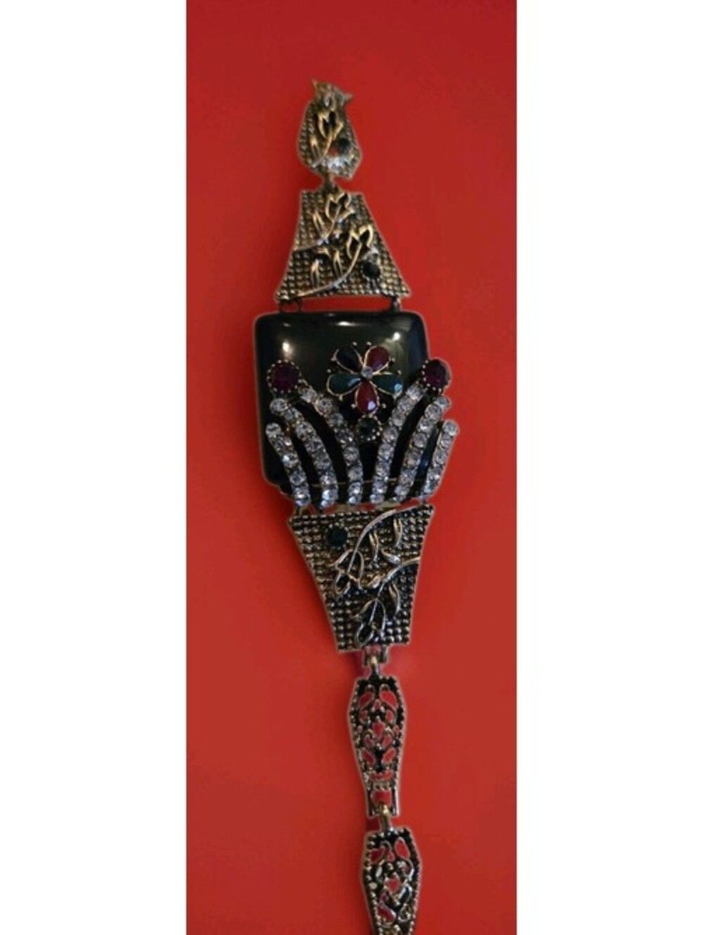 Beautiful, Distinctive Vintage 7" Bracelet Black Red Green Clear Rhinestones